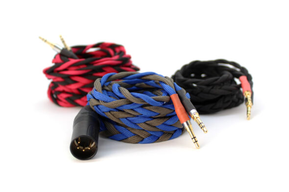 Ultra-low capacitance cable with balanced connection for headphones that take slim extended 3.5mm jacks (Beyerdynamic T1, T5P Gen 2 / Gen 3, Amiron Home, Audeze Sine)