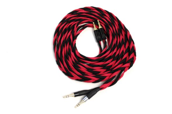 Beyerdynamic T1/T5P Cable 2 x 3.5mm TS (2.5m, Black and Red) CLEARANCE