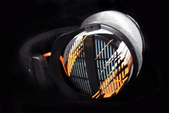 Custom Cans x Alumni One custom Beyerdynamic DT990 headphones with modified drivers and detachable litz cable - Image 4