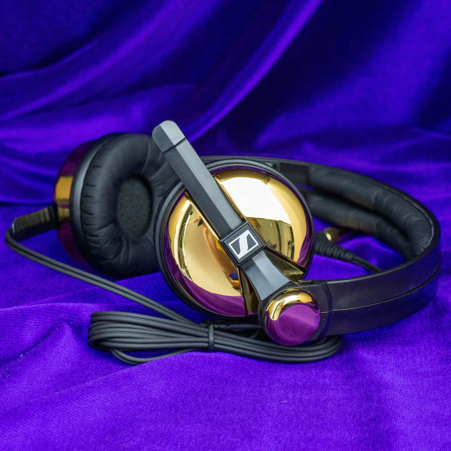 Gold plated Custom Sennheiser HD25 DJ Headphones from Custom Cans